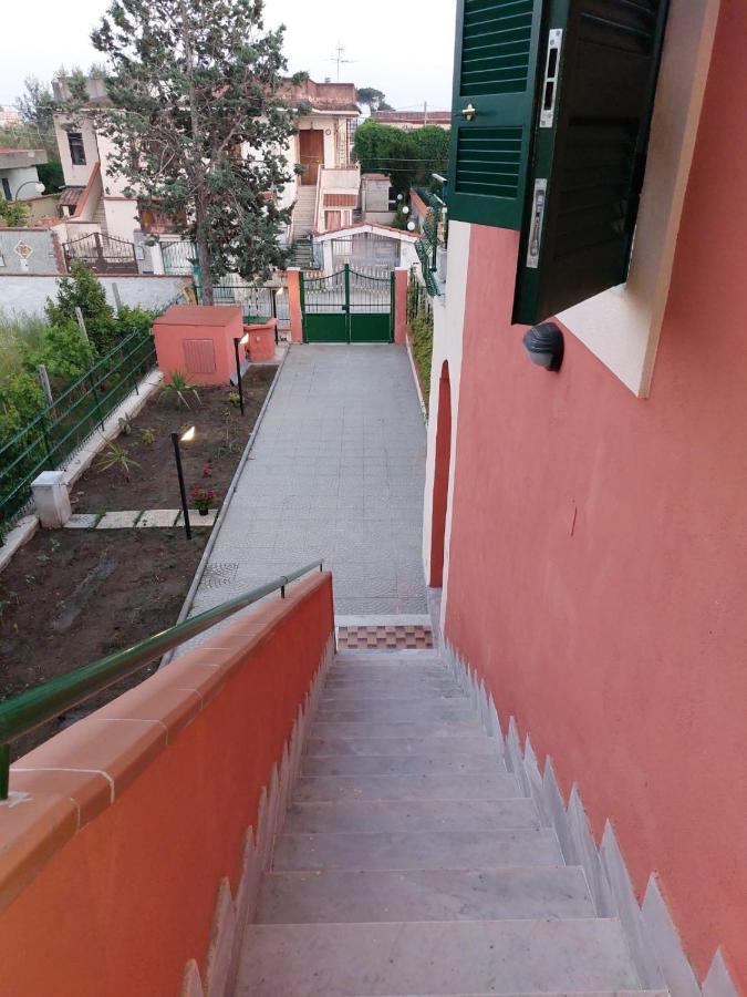 Esther Guest House Castel Volturno Kültér fotó