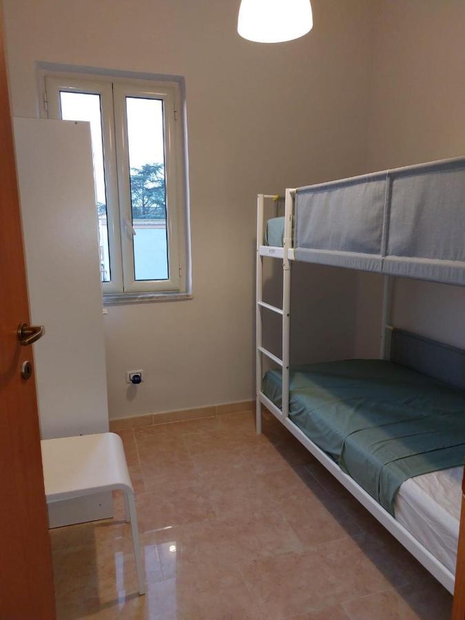 Esther Guest House Castel Volturno Kültér fotó